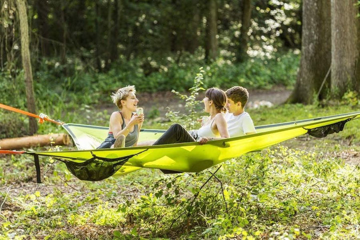 Portable Multi-Person Triangle Hammock – Three Point Design