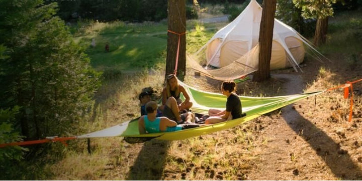 Portable Multi-Person Triangle Hammock – Three Point Design